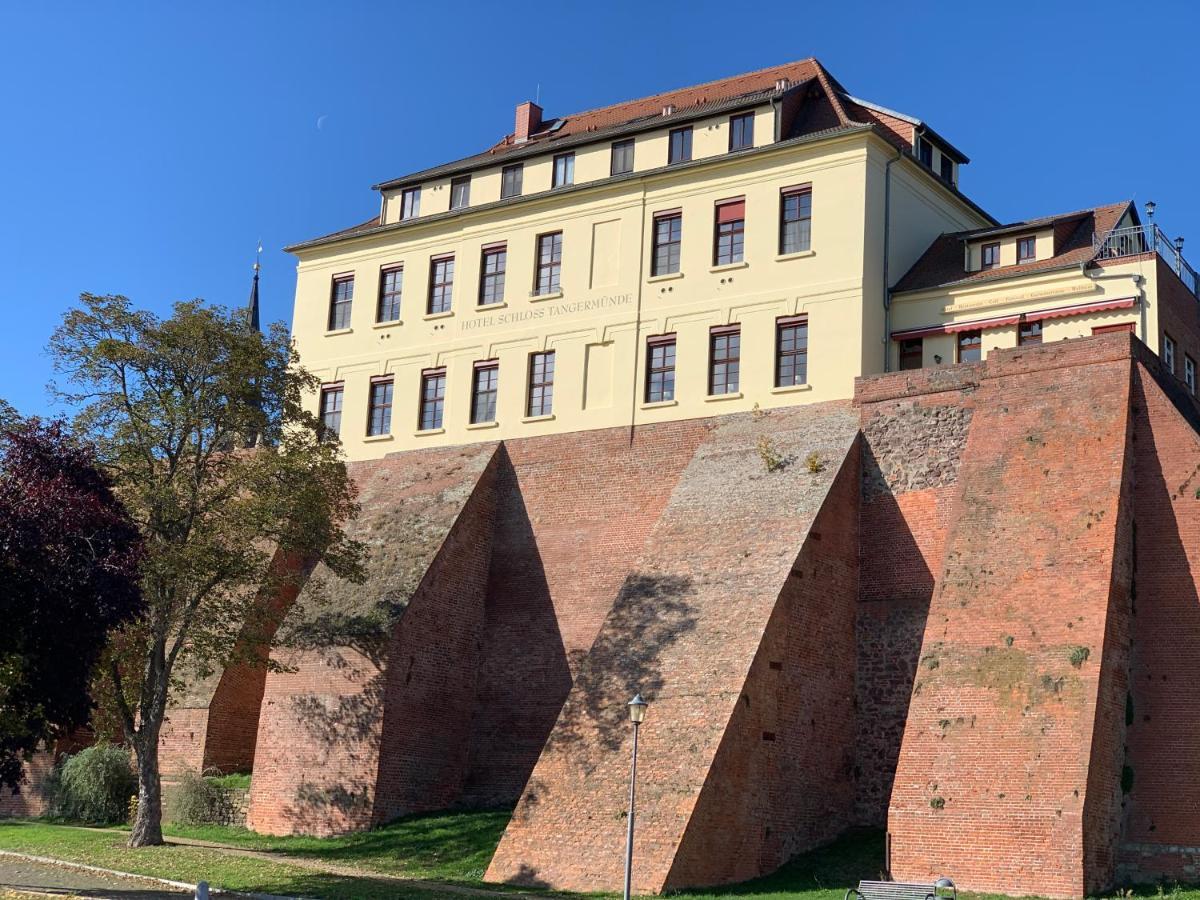 Ringhotel Schloss Tangermünde Extérieur photo