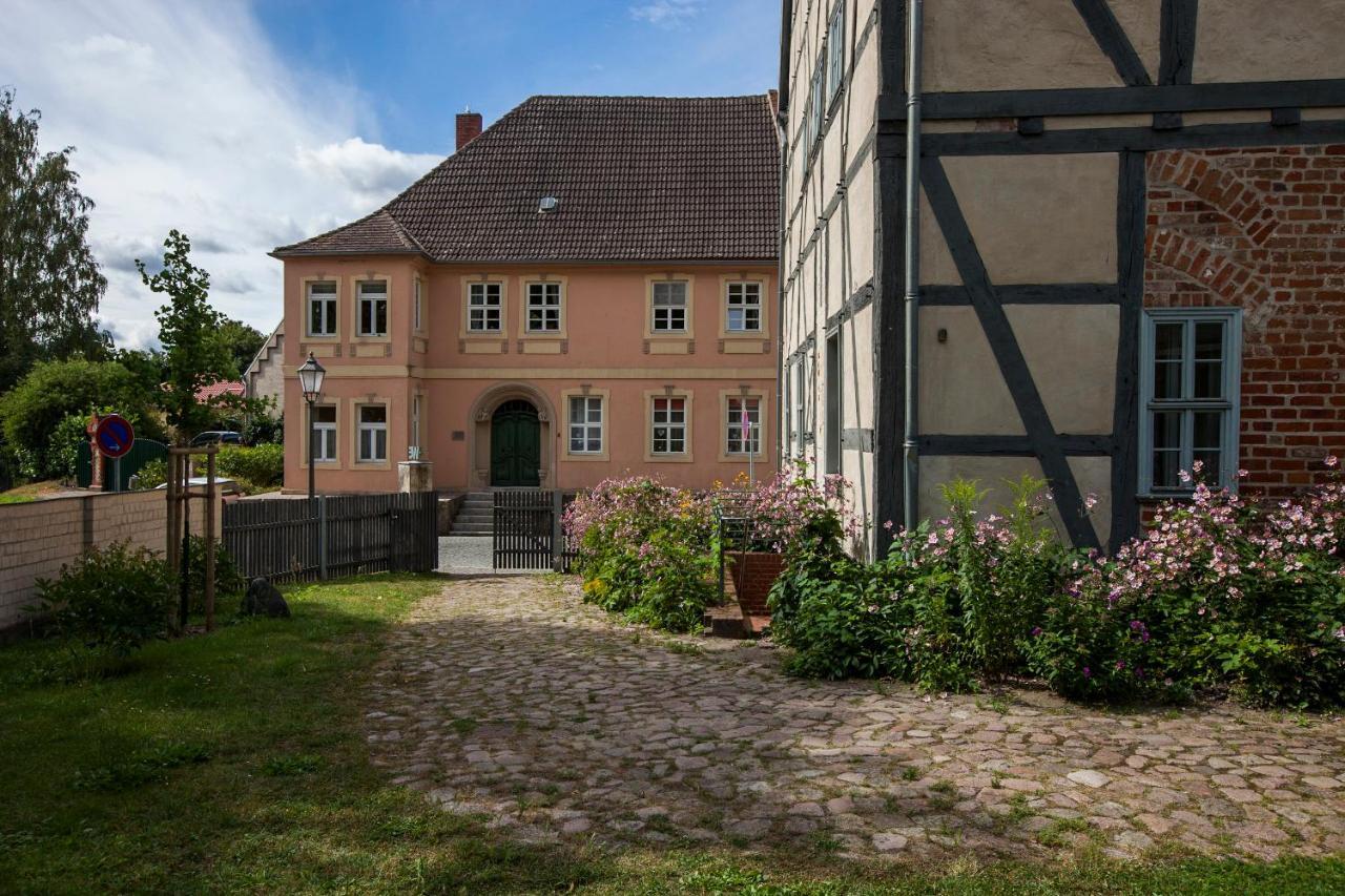 Ringhotel Schloss Tangermünde Extérieur photo