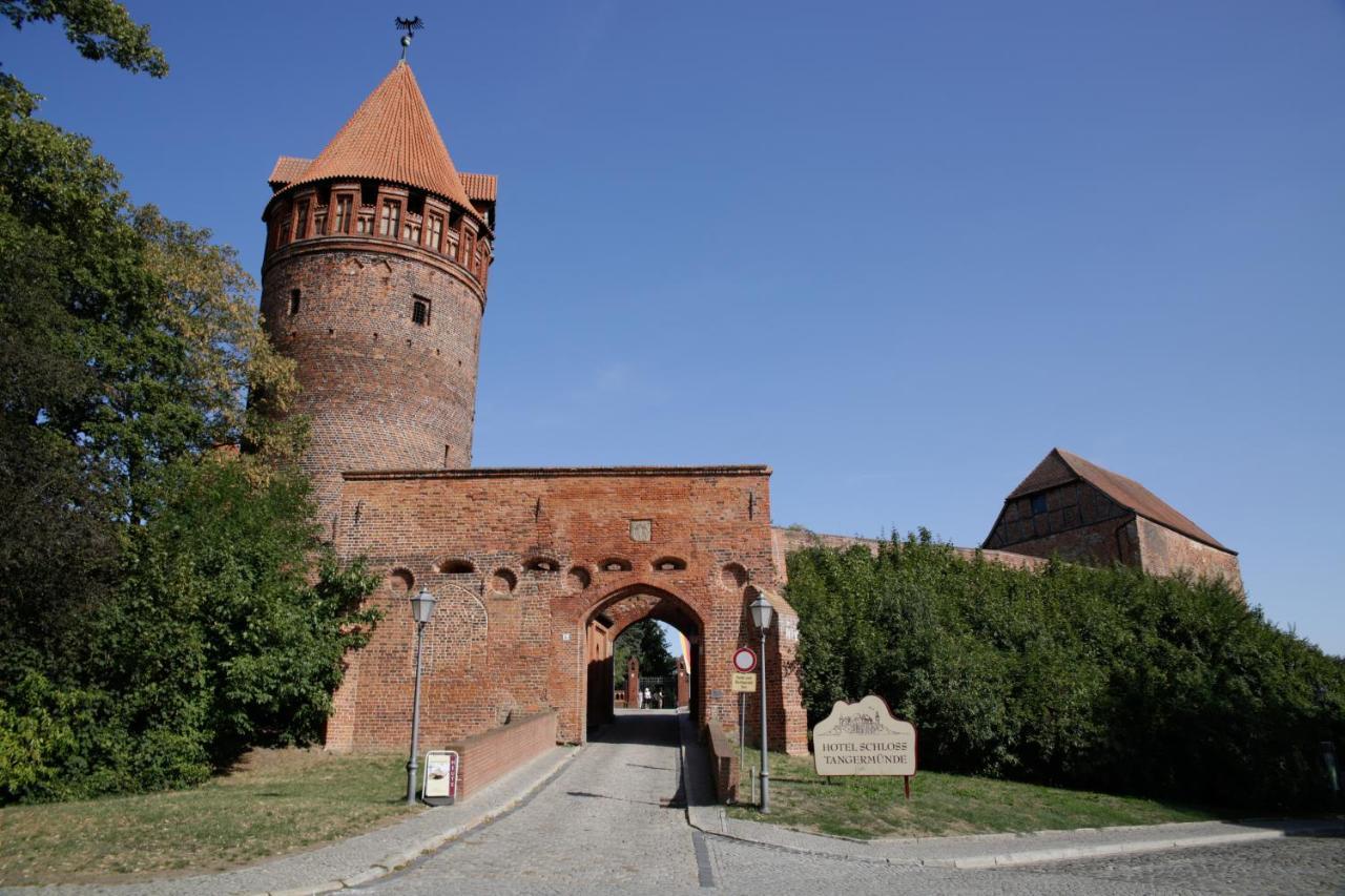 Ringhotel Schloss Tangermünde Extérieur photo